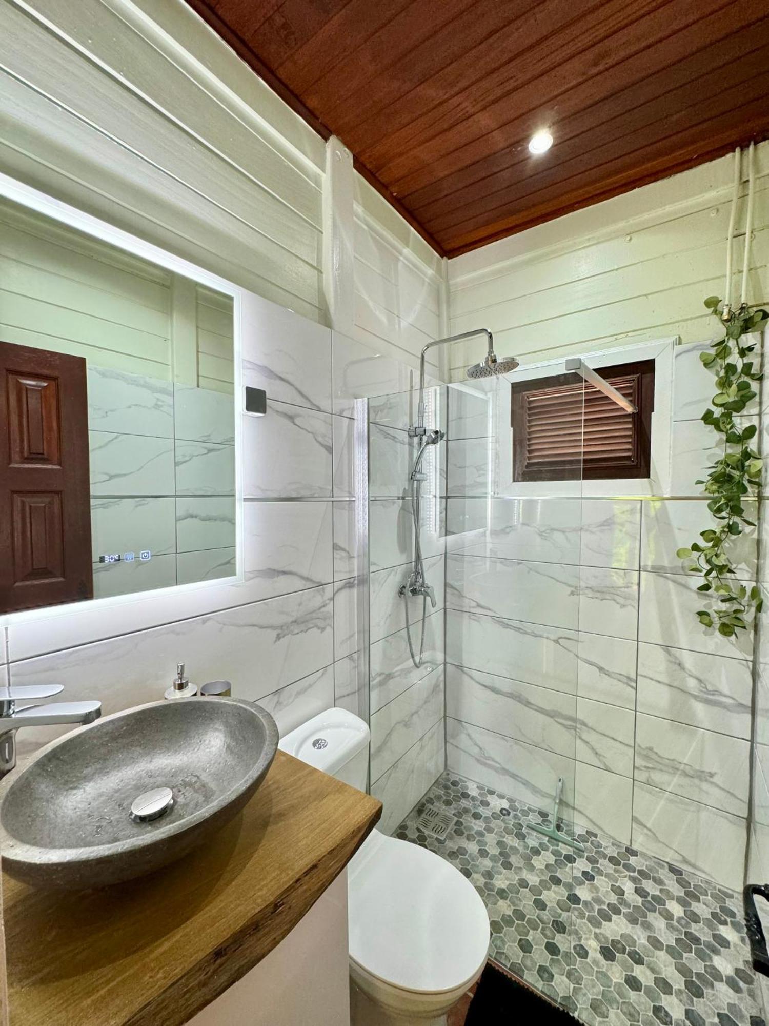 Le Gaspardo , 2 Chambres Climatisees , A 2 Mins A Pied De La Plage , Wifi , Jardin Clos, Parking ,Sans Vis-A-Vis Le Carbet Ngoại thất bức ảnh