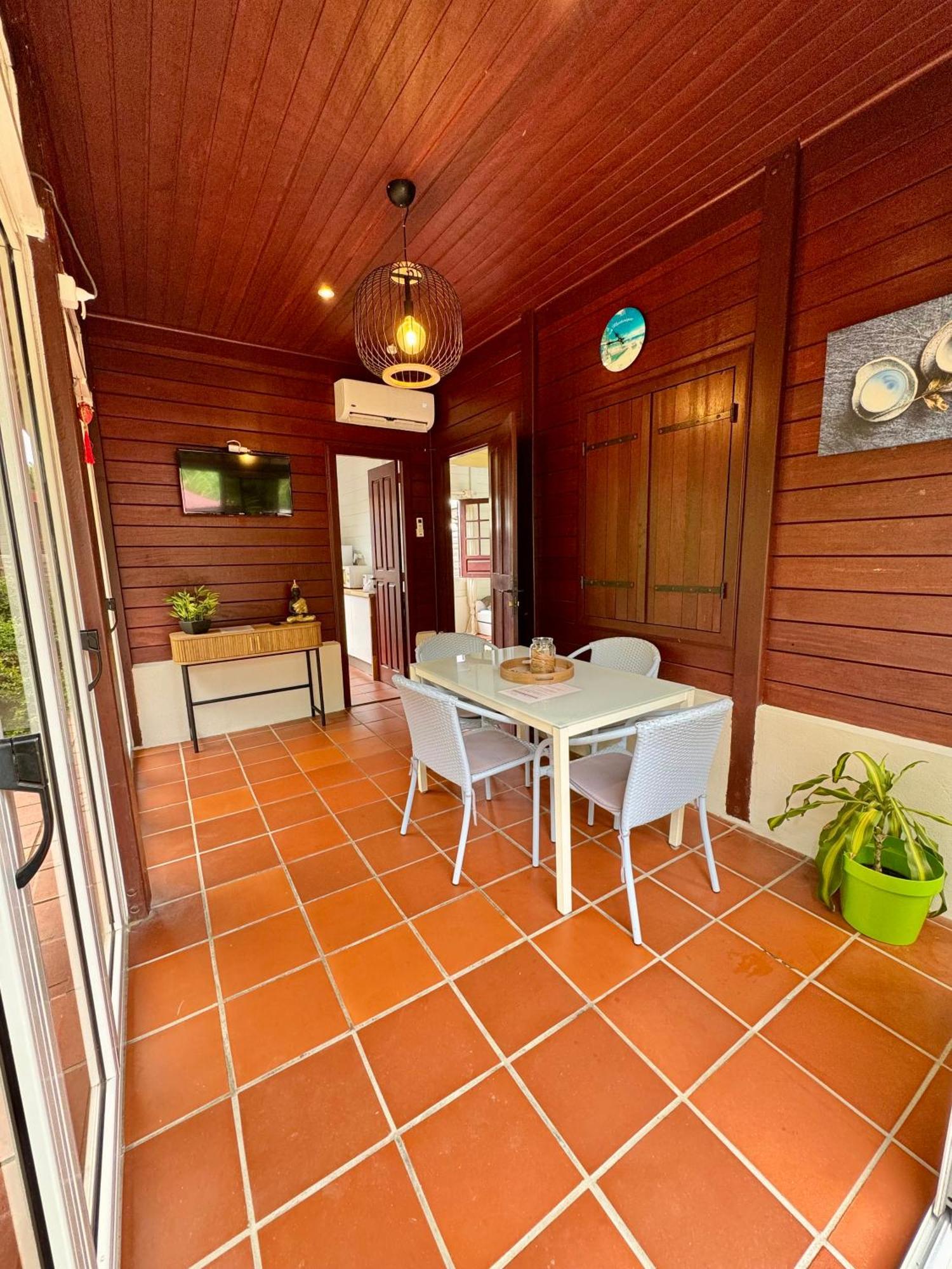 Le Gaspardo , 2 Chambres Climatisees , A 2 Mins A Pied De La Plage , Wifi , Jardin Clos, Parking ,Sans Vis-A-Vis Le Carbet Ngoại thất bức ảnh